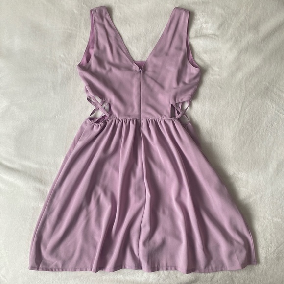Very J Lilac Cutout Dress - Picture 3 of 4